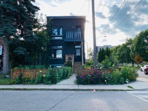 Lovely III 3 Bedrooms Apartment Space Share East York A Room Toronto Exterior photo