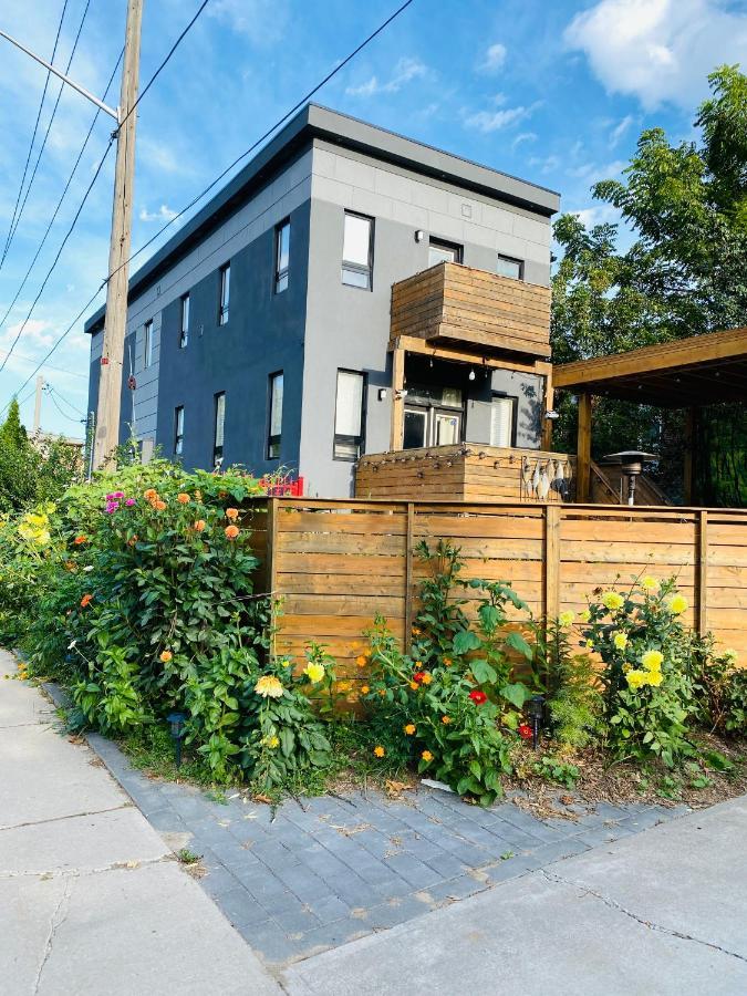 Lovely III 3 Bedrooms Apartment Space Share East York A Room Toronto Exterior photo